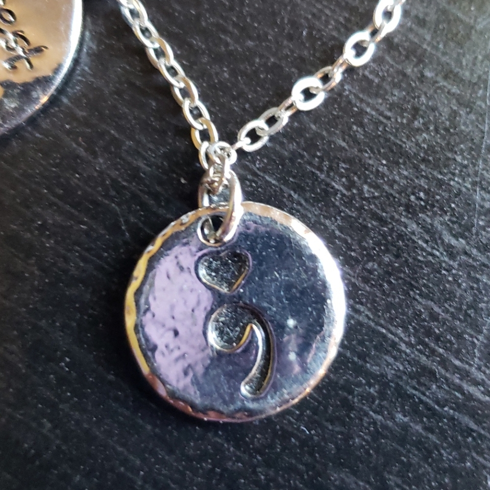 Necklace - Picture 4 of 5